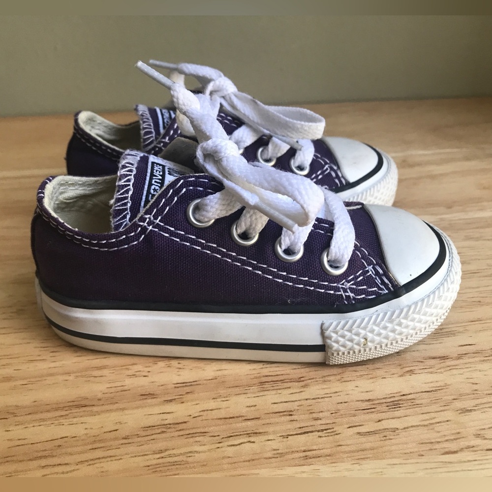 Converse Chuck Taylor Ox Low Sneaker Purple Size: US Toddler 4 EUR 20 CM 11.5